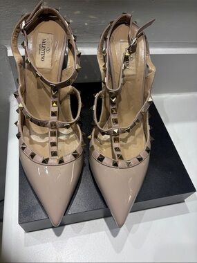 Valentino Nude Patent Leather Rockstud T-Strap Pumps
